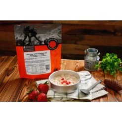 Expedition Foods Porridge With Strawberries (800kcal) -Camp Life Shop 004 0201 1 7