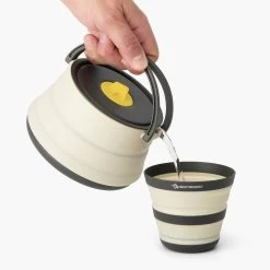 Sea To Summit Frontier Ultralight Collapsible Kettle Cook Set (1 Person, 3 Piece) -Camp Life Shop FrontierULCollapsibleKettle 1.1L ACK025011 381001 MODEL 2 e3ce1849 b07b 4bb9 a429 dddbb532ef67