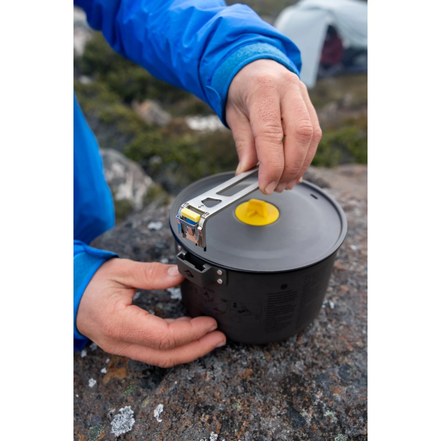 Sea To Summit Frontier Ultralight One Pot Cook Set (1 Person, Small 3 Piece) 8 Sea To Summit Frontier Ultralight One Pot Cook Set (1 Person, Small 3 Piece) - Image 6